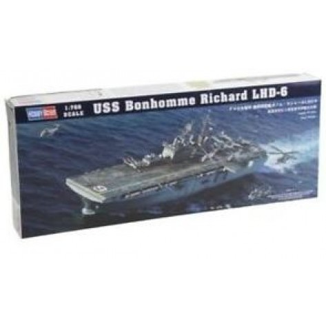 NAVE USS BONHOMME RICHARD KIT 1/700